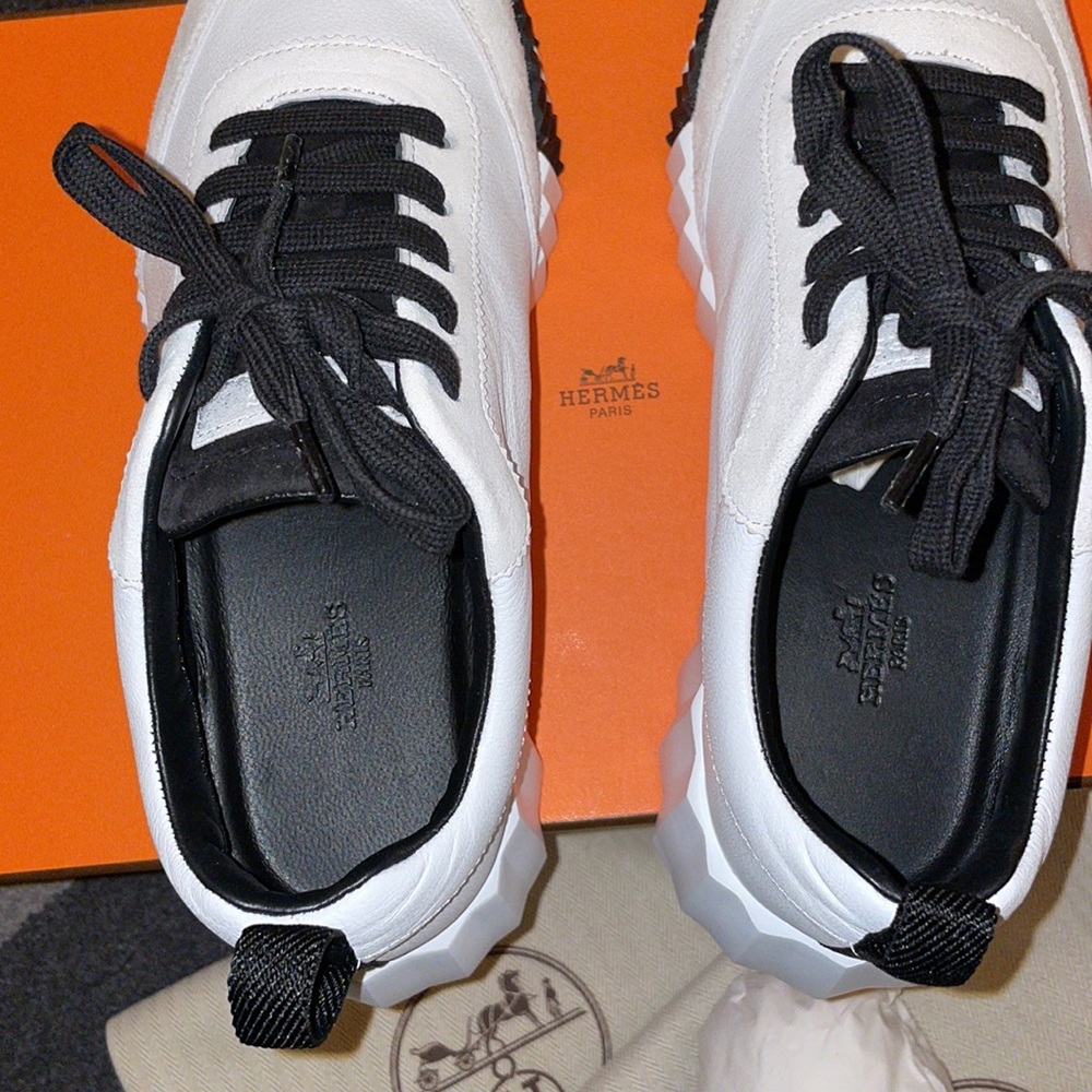 Authentic Hermes Classic H logo Leather sneakers - Picture 8 of 14